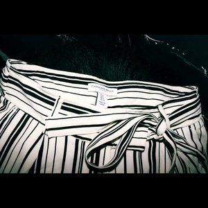 🖤NEW CAROLINA BELLE PANTS🖤